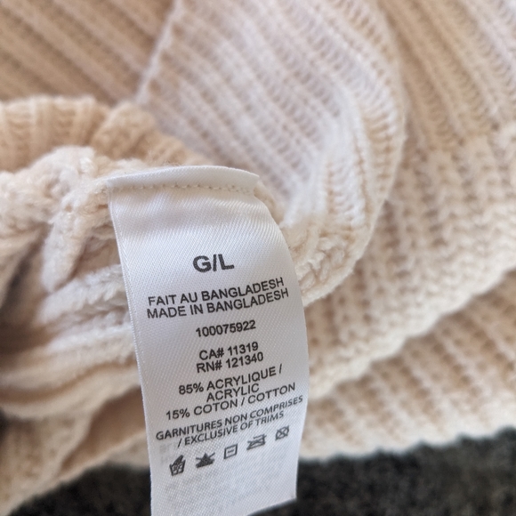 Long sleeve v-neck - Picture 4 of 5